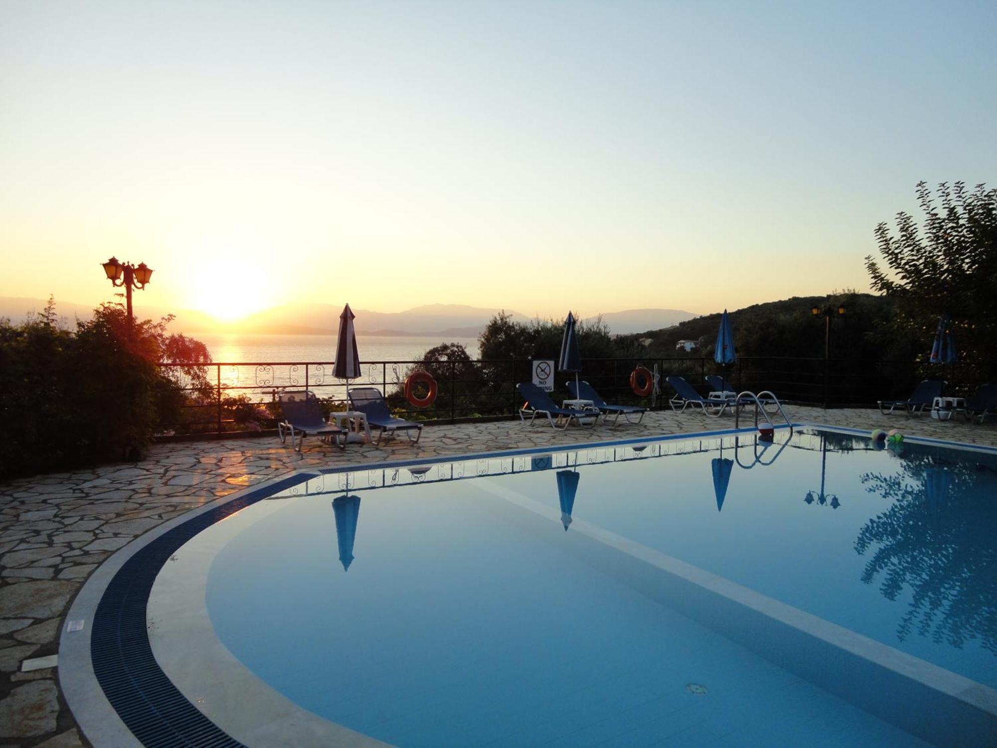 Dionysos Apartments Apraos Exteriér fotografie